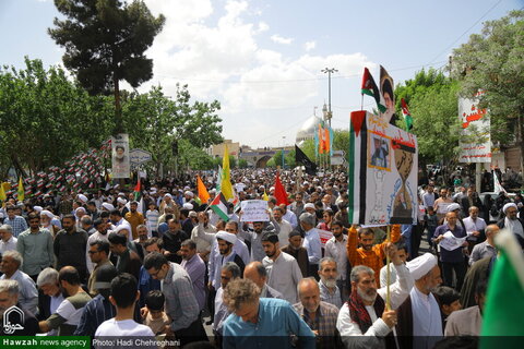 مظاهرات حاشدة في مدينة قم تنديداً بجرائم كيان الاحتلال ودعماً لغزة