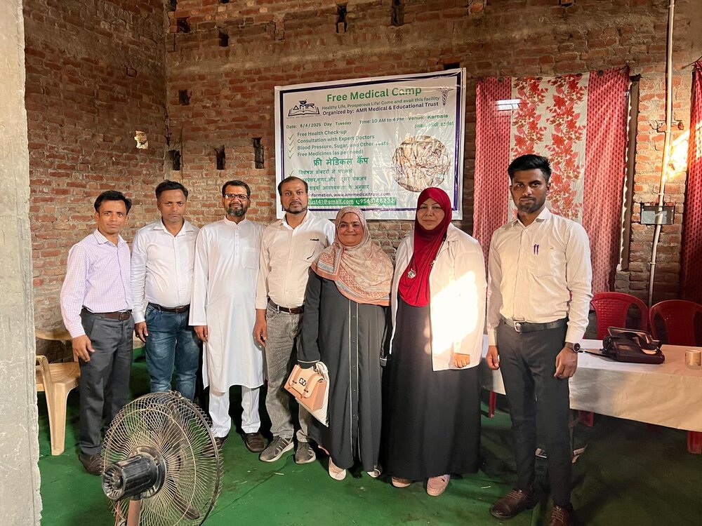 अमरोहा; एएमआर मेडिकल एंड एजुकेशनल ट्रस्ट ने निःशुल्क चिकित्सा शिविर का आयोजन किया