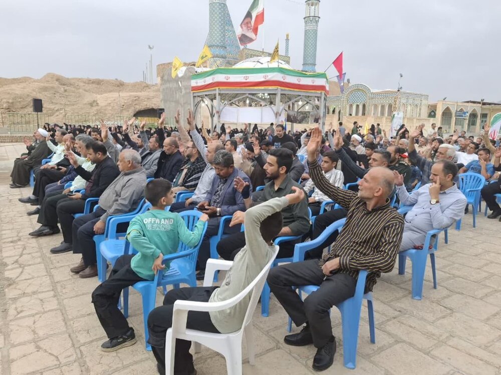 امنیت و آرامش جامعه مدیون خون شهدا است