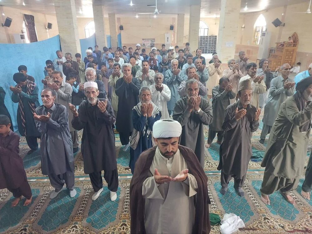 تصاویر/ اقامه نماز جمعه جازموریان