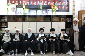 تصاویر/ مراسم یادبود درگذشت حاجیه خانم طاهره قمی