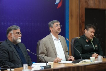 تصاویر/ نشست استاندار لرستان با فرمانده نیروی انتظامی استان