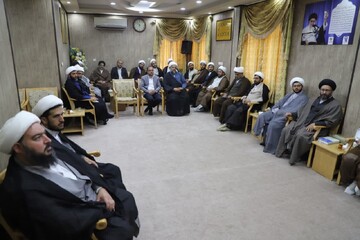 حوزه‌های علمیه بر نیازهای واقعی جامعه متمرکز شوند+ تصاویر