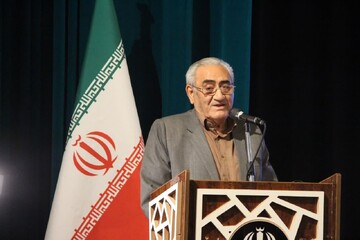 استاد عزت‌الله چنگایی پدر ادبیات بومی خرم‌آباد است