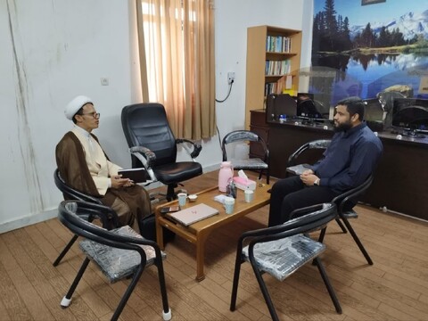 تصاویر/ بازدید معاونت‌های پژوهش، منابع انسانی،  امین مالی و مسئول فنی عمرانی از مدرسه علمیه آل البیت (ع) بندرلنگه