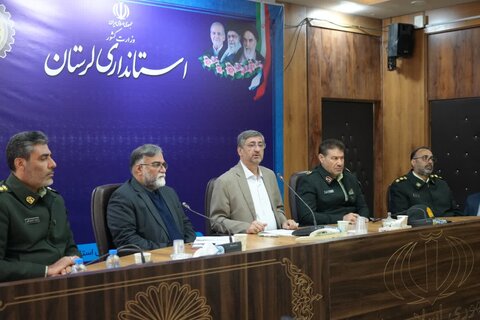 تصاویر نشست استاندار لرستان با فرمانده نیروی انتظامی استان