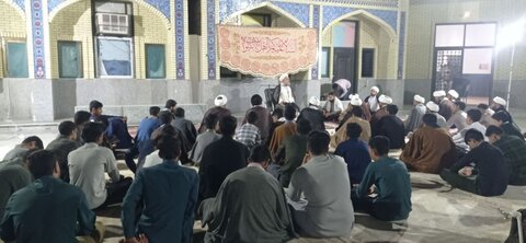 تصاویر/ درس اخلاق طلاب و اساتید مبلغین بخش سندرک