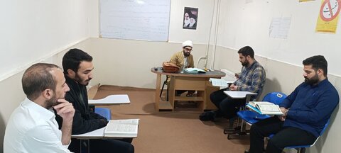 تصاویر شنبه های قرآنی در  مدرسه علمیه نورآباد