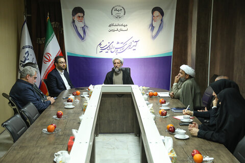 تصاویر / بازدید نماینده ولی فقیه در استان قزوین از مجموعه جهاد دانشگاهی  قزوین