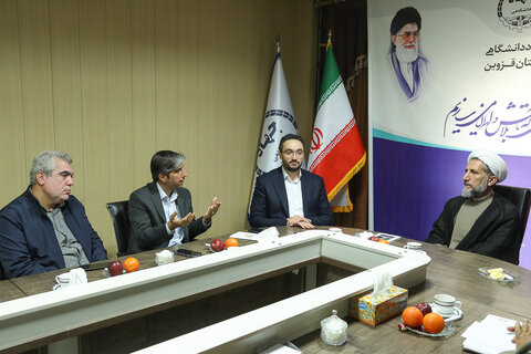 تصاویر / بازدید نماینده ولی فقیه در استان قزوین از مجموعه جهاد دانشگاهی  قزوین