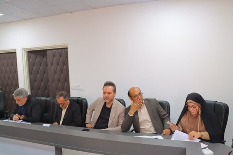 برگزاری نخستین جلسه شورای آموزش‌ وپرورش اسلامشهر با حضور امام‌جمعه