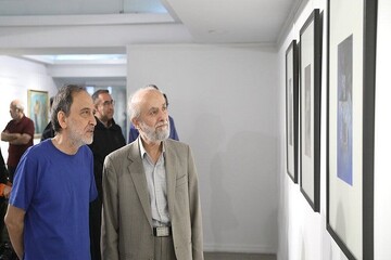نمایشگاه طراحی و نقاشی «آوای بی‌پایان» افتتاح شد