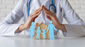 احکام شرعی | استفاده از دفترچه درمانی دیگران