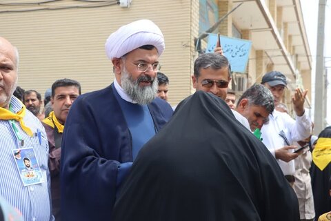 تصاویر/ اعزام کاروان آدینه حسینی خورموج به کربلای معلی