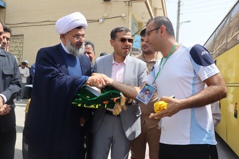 تصاویر/ اعزام کاروان آدینه حسینی خورموج به کربلای معلی