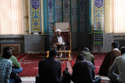 تصاویر / برگزاری جلسه درس اخلاق نماینده ولی فقیه در استان همدان