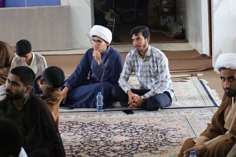 تصاویر/ بازدید نماینده ولی فقیه. مدیر حوزه علمیه و استاندار هرمزگان از مدرسه علمیه امام علی  (ع) میناب