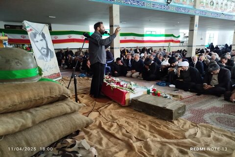 تصاویر/ یادواره شهیدان «رضا و غلامحسین گودینی» در شهرستان کنگاور