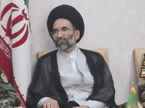 تصاویر/ دیدار فرماندهان گروه 840 موشکی نزاجا با نماینده ولی فقیه درکاشان