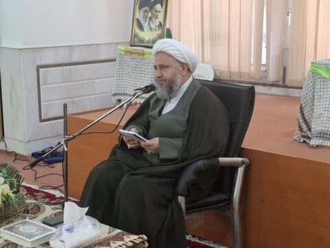 تصاویر/ جلسه هفتگی امام جمعه آران و بیدگل با مسئولان ادارات