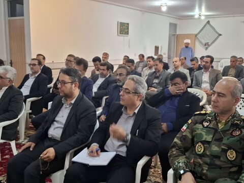 تصاویر/ جلسه هفتگی امام جمعه آران و بیدگل با مسئولان ادارات