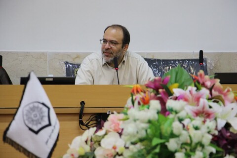 تصاویر| نشست علمی- اقتصادی«شعار سال  ۱۴۰۴ و نقش حوزه های علمیه در تحقق آن»
