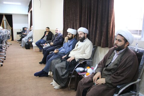 تصاویر| نشست علمی- اقتصادی«شعار سال  ۱۴۰۴ و نقش حوزه های علمیه در تحقق آن»