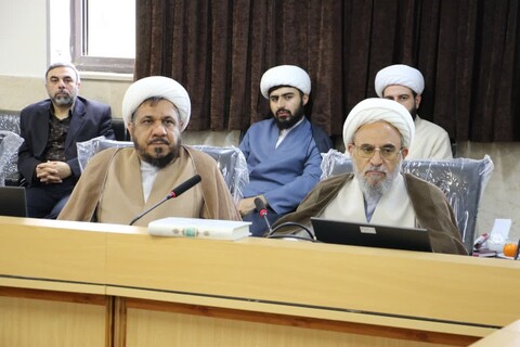 تصاویر| نشست علمی- اقتصادی«شعار سال  ۱۴۰۴ و نقش حوزه های علمیه در تحقق آن»