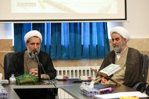 تصاویر / دیدار اعضای جلسه شورای معاونین حوزه علمیه خواهران قزوین با نماینده ولی فقیه در استان قزوین