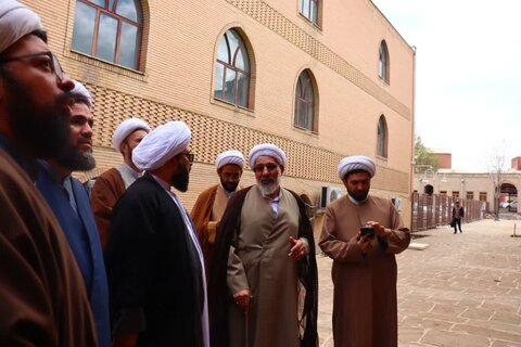 تصاویر/ بازدید مدیر حوزه علمیه آذربایجان غربی از مدرسه علمیه امام خمینی رحمت الله علیه ارومیه