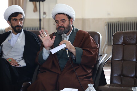 تصاویر/اجلاسیه مدیران و معاونین مدیران مدارس علمیه استان کردستان