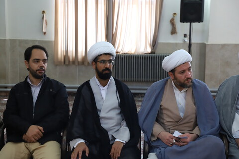 تصاویر/اجلاسیه مدیران و معاونین مدیران مدارس علمیه استان کردستان