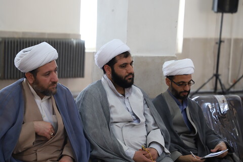 تصاویر/اجلاسیه مدیران و معاونین مدیران مدارس علمیه استان کردستان