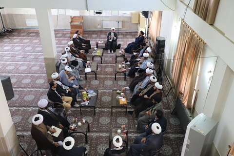 تصاویر/اجلاسیه مدیران و معاونین مدیران مدارس علمیه استان کردستان