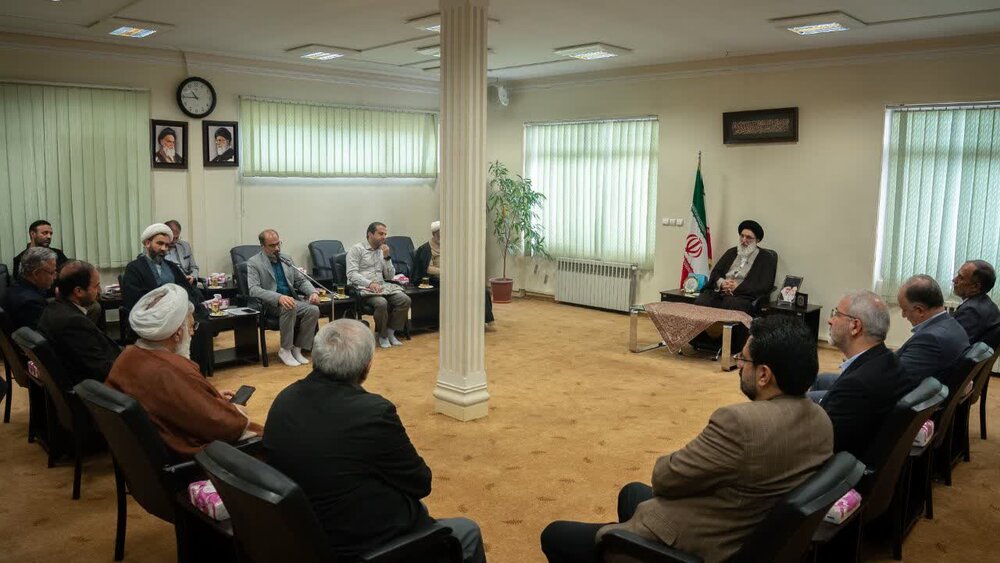 تصاویر| برگزاری جلسه ستاد دهه کرامت ۱۴۰۴