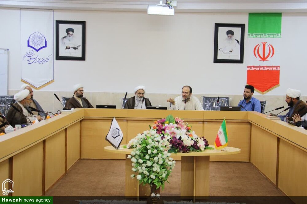 مهم ترین مانع در اقتصاد امروز، نبود ثبات اقتصادی/ حلقه بسیار مهم در زمینه رشد، کلید واژه تولید است