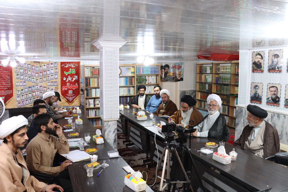 تصاویر/ پیش نشست حوزوی همایش بین المللی الهیات مقاومت باموضوع گفتمان الهی وعدالت خواهی