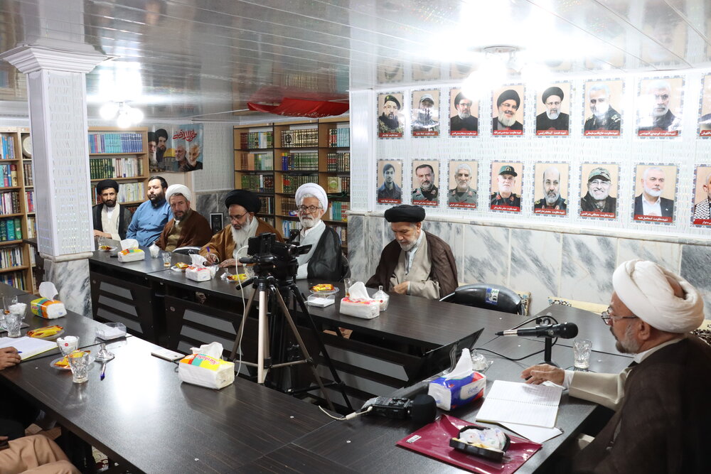 تصاویر/ پیش نشست حوزوی همایش بین المللی الهیات مقاومت باموضوع گفتمان الهی وعدالت خواهی