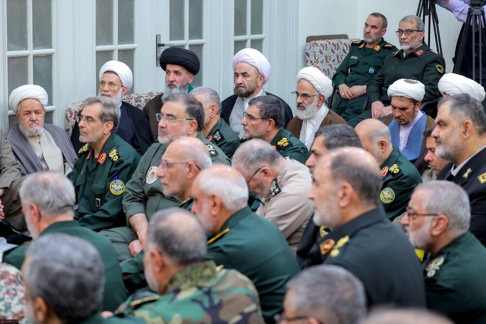 قائد الثورة: العدو محبط وغاضب إزاء تقدم الجمهورية الإسلامية