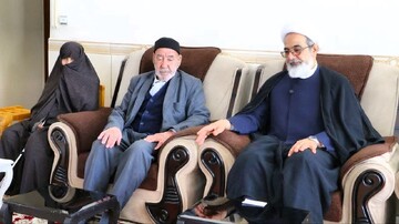 رئیس سازمان قضایی نیروهای مسلح کشور با خانواده شهیدان داغی دیدار کرد