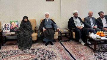 دیدار رئیس قوه قضائیه ‌با ‌خانواده ‌شهیدان سرابی