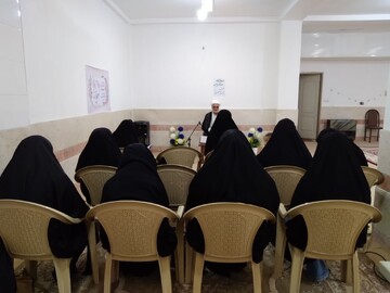 برگزاری دومین کارگاه مقاله‌نویسی در مدرسه علمیه فاطمه المعصومه(س) دلیجان