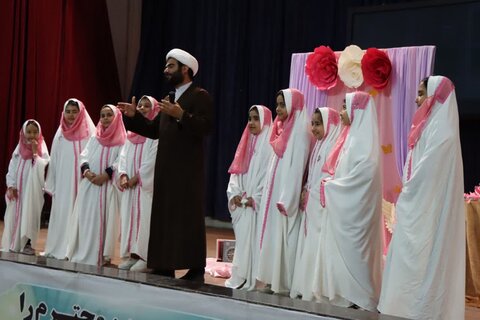 تصاویر/ جشن تکلیف دانش‌آموزان عالیشهر