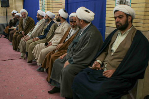 نشست علما و طلاب حوزه علمیه همدان با حجت الاسلام عبداللهی