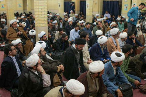 نشست علما و طلاب حوزه علمیه همدان با حجت الاسلام عبداللهی