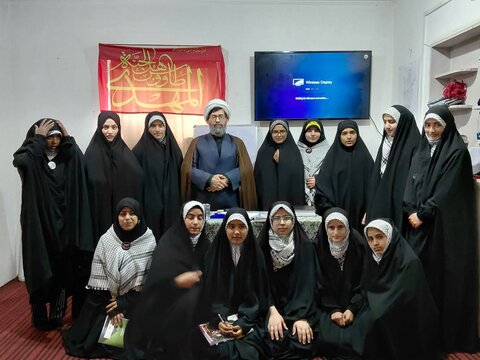 فلسطین سے اظہارِ یکجہتی اور اخلاقی تربیت/ تبیان ورکشاپ کے نویں دن طالبات کی فکری و روحانی رہنمائی