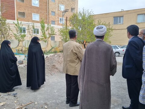 تصاویر/بازدید امام جمعه، شهردار و خیرین از مدرسه‌ معصومیه تفرش