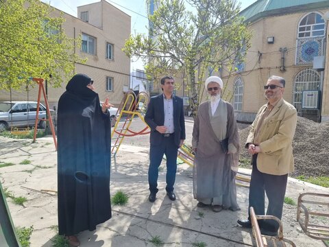 تصاویر/بازدید امام جمعه، شهردار و خیرین از مدرسه‌ معصومیه تفرش