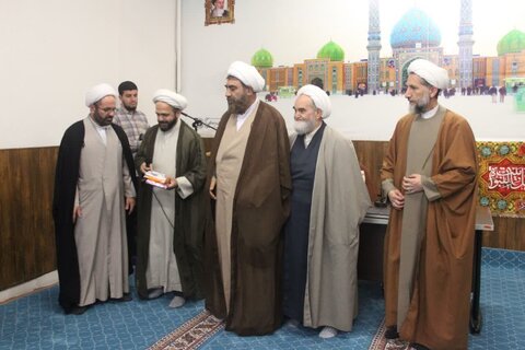 تصاویر / دیدار نماینده ولی فقیه در استان قزوین با اساتید وطلاب مدرسه علمیه مولاوردیخان (سفیران هدایت قزوین )