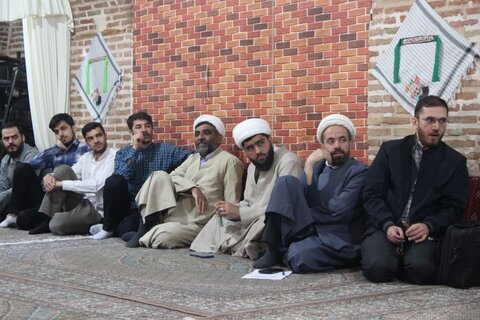 تصاویر / برگزاری کرسی های آزاد اندیشی در مدرسه علمیه سردارین قزوین